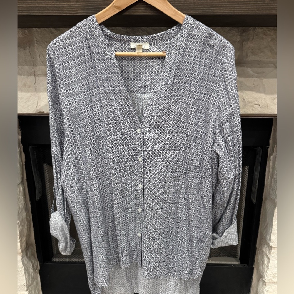 Soft Joie Button Down Shirt - L